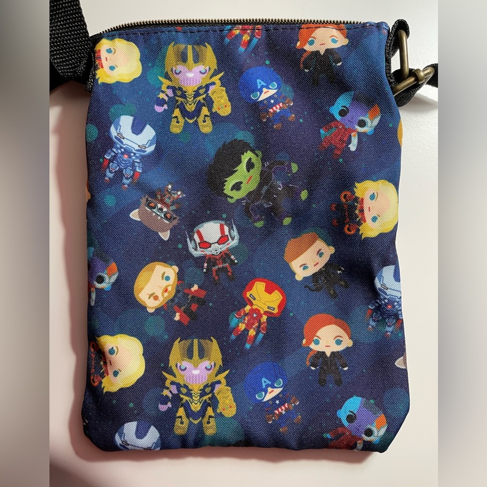 Loungefly x Marvel  Avengers Endgame Passport bag
